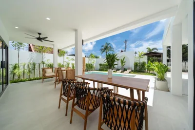 Brand New 4BR Balinese Style Pool Villa Kaia just 5 min drive from NaiHarn Beach – Foto’s 5